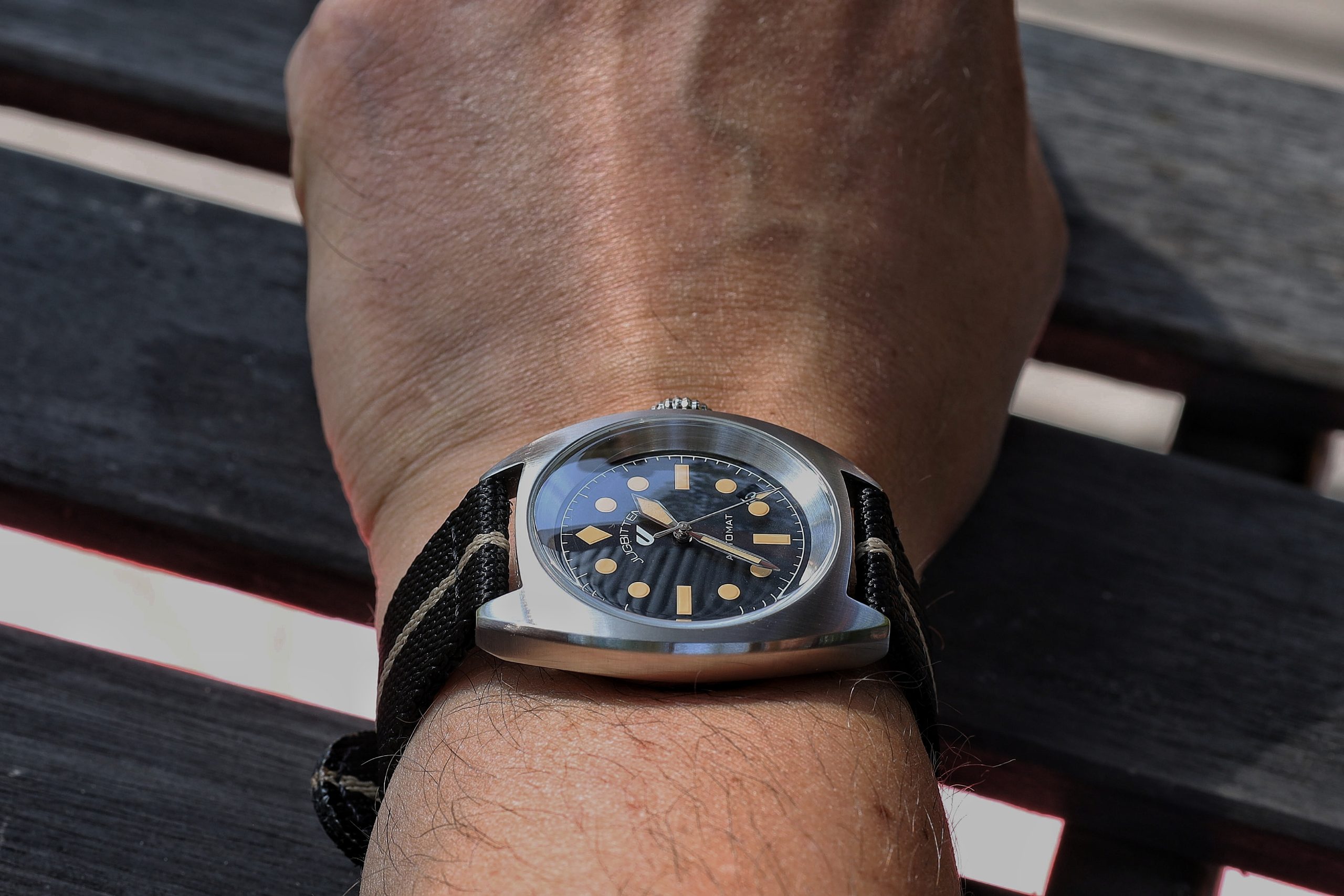 POV-rannekuva jugbitten 39mm